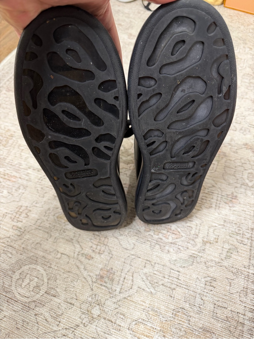 Alexander McQueen Black Leather Platform Sneakers with Gray Heel Tab - Picture 4 of 4